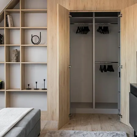 As-home Dwupoziomowy Przy Dworcu Pkp Parking Free 아파트 *